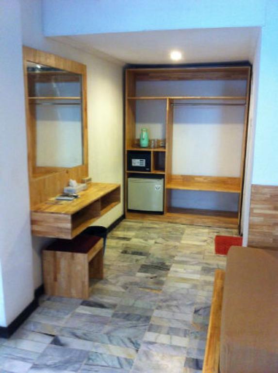 Hotel Karthi Kuta Kuta Lombok Δωμάτιο φωτογραφία