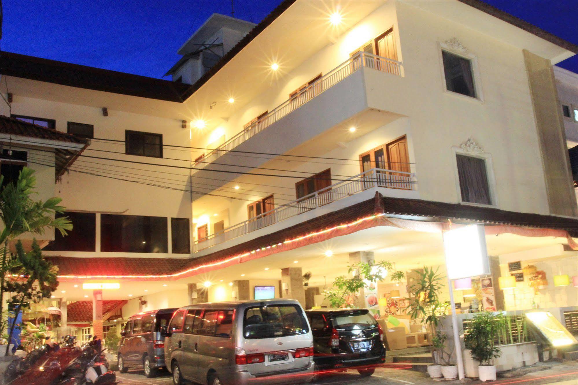 Hotel Karthi Kuta Kuta Lombok Εξωτερικό φωτογραφία